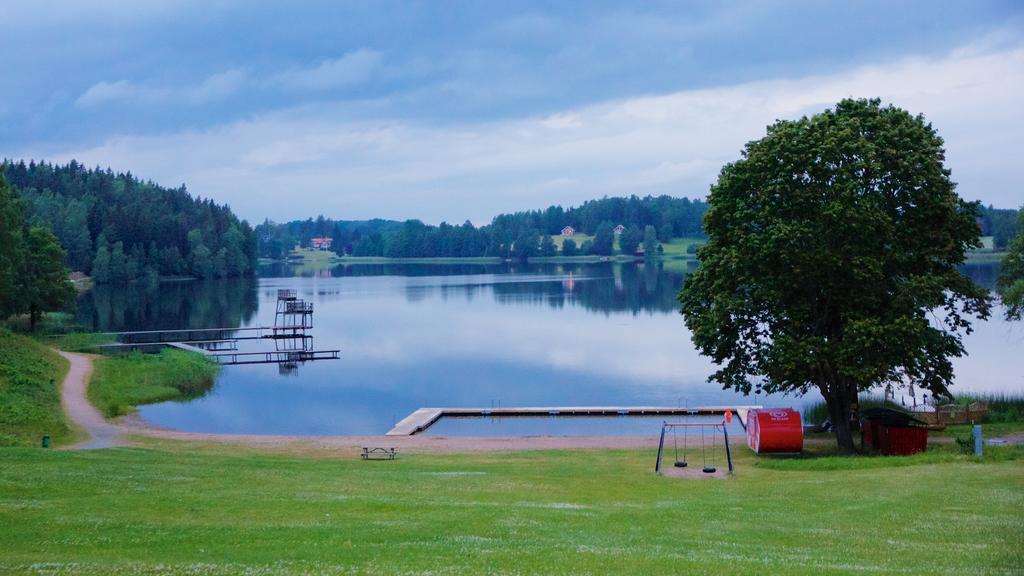 Malmkopings Bad & Camping Hotel Exterior photo